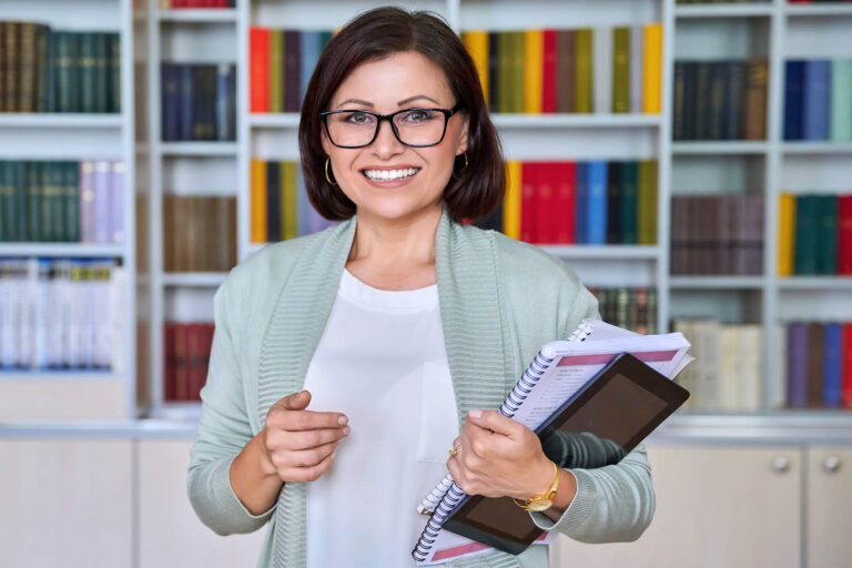 Portrait,Of,Positive,Middle,Aged,Woman,Teacher,,Psychologist,,Mentor,,Therapist,