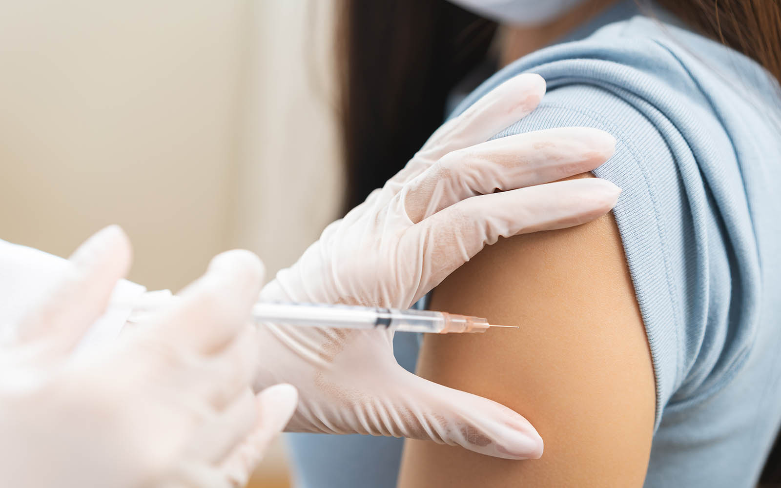 Health,Care,,Corona,Virus,,Hand,Of,Woman,Nurse,,Doctor,Giving